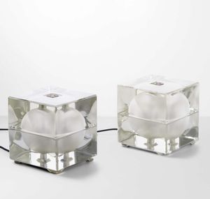 ALESSANDRO MENDINI - Due lampade da tavolo mod. Cubosfera