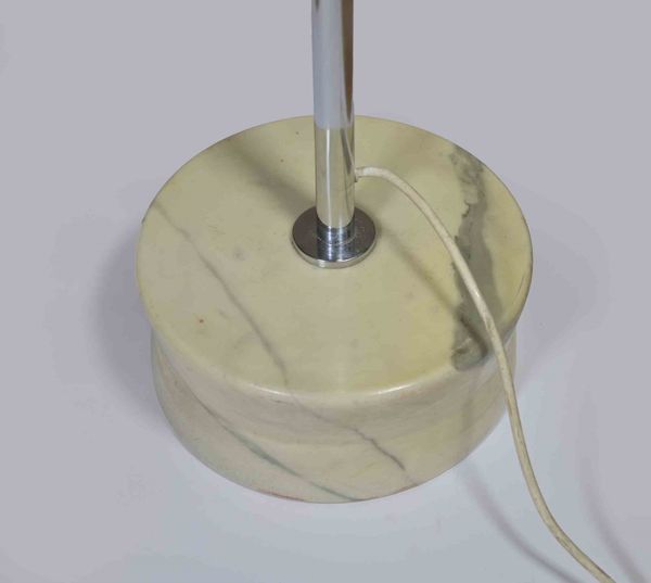 GINO SARFATTIVenezia, 1912 - Gravedona, 1985 : Lampada da terra vintage 1094  - Asta 1950-1980 Design and Decor - Associazione Nazionale - Case d'Asta italiane