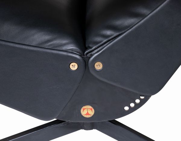 OSVALDO BORSANI (nello stile di)Varedo, 1911- Milano, 1985 : Poltrona regolabile P40 vintage  - Asta 1950-1980 Design and Decor - Associazione Nazionale - Case d'Asta italiane