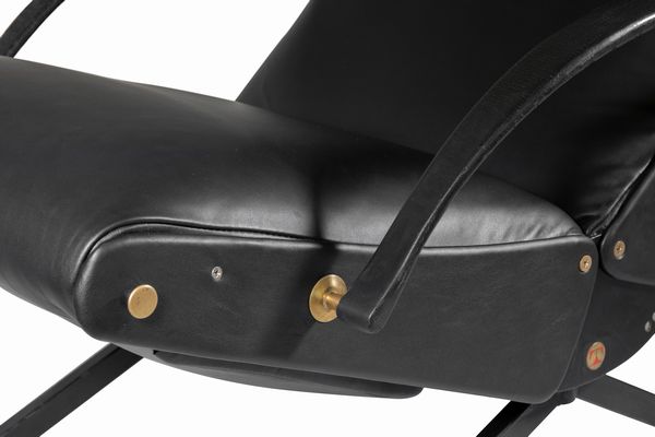 OSVALDO BORSANI (nello stile di)Varedo, 1911- Milano, 1985 : Poltrona regolabile P40 vintage  - Asta 1950-1980 Design and Decor - Associazione Nazionale - Case d'Asta italiane