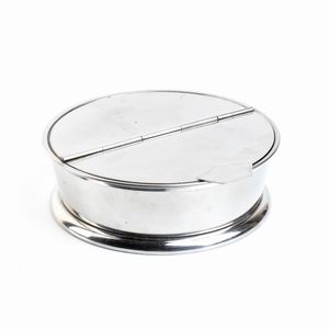 GIO’ PONTI   
Milano, 1891 - 1979 - Scatola posacenere della Krupp disegnata da Gio Ponti