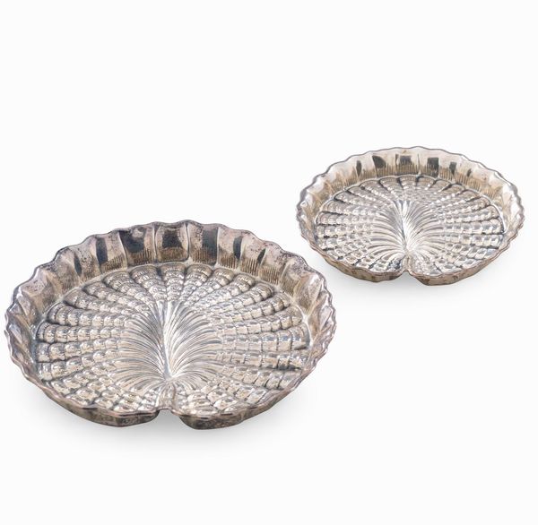 Due ciotole a ninfea. Argentiere Clementi, Bologna per Maison Gianmaria Buccellati. Italia XX-XXI secolo  - Asta Argenti da Collezione | Antichi - Associazione Nazionale - Case d'Asta italiane