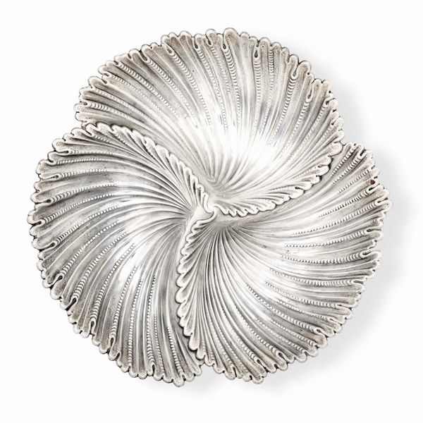Ciotola a forma di conchiglie. Argentiere Clementi, Bologna per Maison Gianmaria Buccellati. Italia XX-XXI secolo  - Asta Argenti da Collezione | Antichi - Associazione Nazionale - Case d'Asta italiane