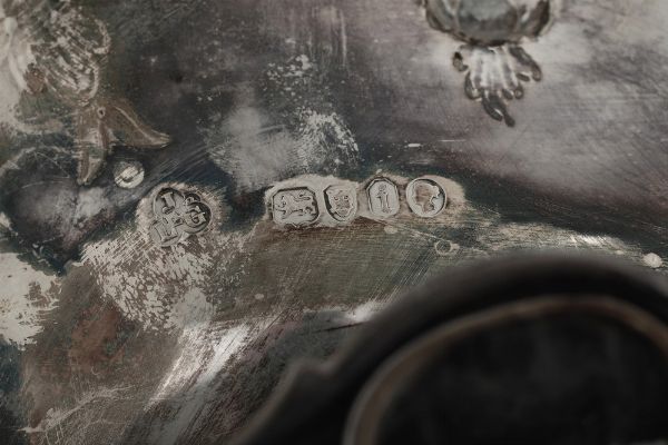 Cestino. Londra, 1864. Argentiere E.J. Barnard<BR>Etichetta cartacea Collezione Bulgari Roma  - Asta Argenti da Collezione | Antichi - Associazione Nazionale - Case d'Asta italiane