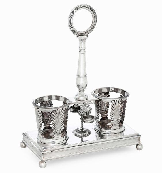 Oliera. Parigi, marchi in uso dal 1819 al 1833. Argentiere Garreau  - Asta Argenti da Collezione | Antichi - Associazione Nazionale - Case d'Asta italiane