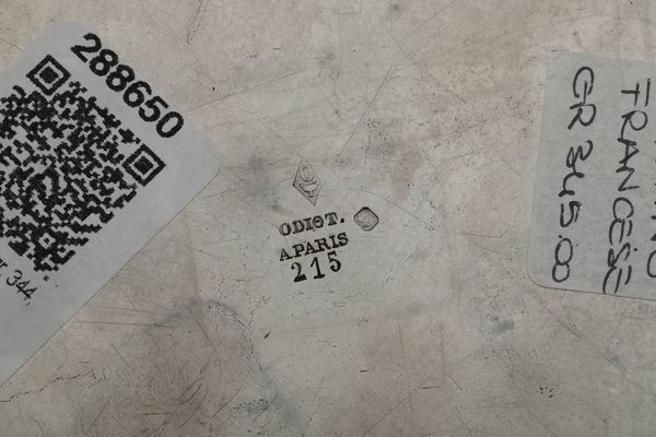 Piatto. Parigi XIX secolo. Argentiere Charles-Nicolas Odiot (1789-1868)  - Asta Argenti da Collezione | Antichi - Associazione Nazionale - Case d'Asta italiane