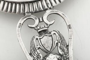 Coppia di palmatorie. Roma, fine del XVIII secolo. Marchio dell'argentiere D B entro rettangolo (non identificato)  - Asta Argenti da Collezione | Antichi - Associazione Nazionale - Case d'Asta italiane