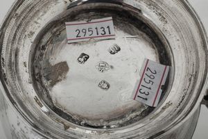 Mug. Londra 1768, marchio dell'argentiere I.S con due asterischi (non identificato)  - Asta Argenti da Collezione | Antichi - Associazione Nazionale - Case d'Asta italiane