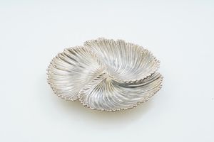 Ciotola a forma di conchiglie. Argentiere Clementi, Bologna per Maison Gianmaria Buccellati. Italia XX-XXI secolo  - Asta Argenti da Collezione | Antichi - Associazione Nazionale - Case d'Asta italiane