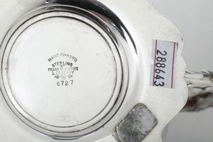 Servizio da tè e caffè. USA, prima metà del XX secolo. Argentiere Frank M. Witing & Co (1878-1940)  - Asta Argenti da Collezione | Antichi - Associazione Nazionale - Case d'Asta italiane