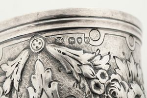 Bicchiere. Londra 1891. Argentiere Walter & John Barnard  - Asta Argenti da Collezione | Antichi - Associazione Nazionale - Case d'Asta italiane