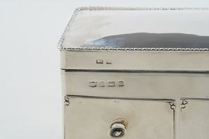 Portagioie. Birmingham 1917, argentiere S. Blankensee & Son  - Asta Argenti da Collezione | Antichi - Associazione Nazionale - Case d'Asta italiane