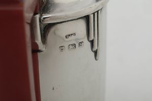 Caffettiera e teiera. Birmingham, 1934. Argentiere Roberts & Dore  - Asta Argenti da Collezione | Antichi - Associazione Nazionale - Case d'Asta italiane