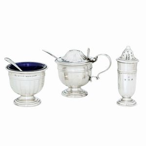 Set da condimento entro custodia. Birmingham, 1937. Marchio dell'argentiere (non identificato)  - Asta Argenti da Collezione | Antichi - Associazione Nazionale - Case d'Asta italiane