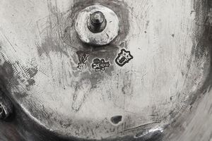 Oliera. Parigi, 1783-1784. Mastro argentiere Jaques Favre  - Asta Argenti da Collezione | Antichi - Associazione Nazionale - Case d'Asta italiane