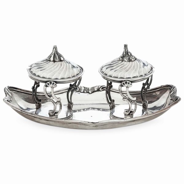 Mostardiera e acetoliera. Torino, ultimo quarto del XVIII secolo. Assaggiatore Giuseppe Fontana (1787-1815), contrassaggiatori Bartolomeo Bernardi (1778-1816) e Giuseppe Vernoni (1778-1824)  - Asta Argenti da Collezione | XX secolo - Associazione Nazionale - Case d'Asta italiane