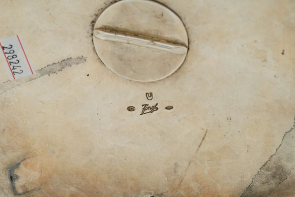 Monumentale lampada. Arrigo Finzi, Milano, metà del XX secolo  - Asta Argenti da Collezione | XX secolo - Associazione Nazionale - Case d'Asta italiane