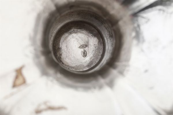 Vaso. Argenteria artistica milanese del XX secolo. Argentiere Carlo Lombardi  - Asta Argenti da Collezione | XX secolo - Associazione Nazionale - Case d'Asta italiane