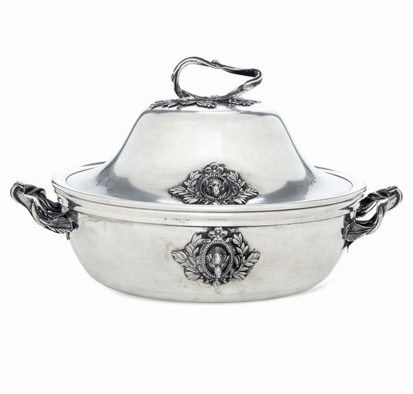 Zuppiera. Argenteria artistica milanese del XX-XXI secolo. Argentiere Gabriele de Vecchi per Teghini, Firenze  - Asta Argenti da Collezione | XX secolo - Associazione Nazionale - Case d'Asta italiane