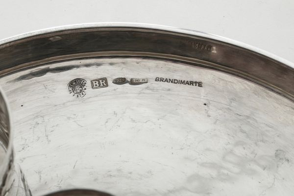 Sei bicchieri e vassoio. Argenteria artistica fiorentina del XX-XXI secolo, argentiere Brandimarte  - Asta Argenti da Collezione | XX secolo - Associazione Nazionale - Case d'Asta italiane