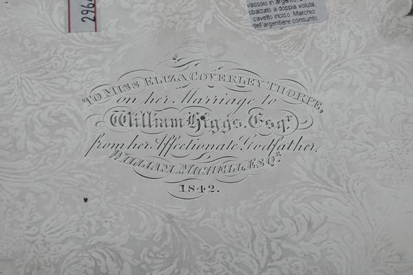 Salver. Londra 1841. Marchio dell'argentiere consunto  - Asta Argenti da Collezione | XX secolo - Associazione Nazionale - Case d'Asta italiane