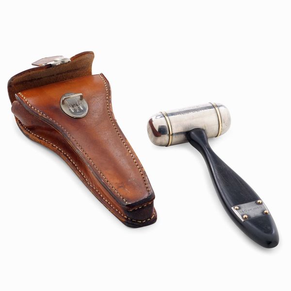 Martelletto celebrativo in custodia. Manifattura anglosassone fine XIX secolo  - Asta Argenti da Collezione | XX secolo - Associazione Nazionale - Case d'Asta italiane