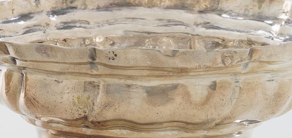 Due saliere ovali sagomate, Augsburg 1761 e 1767  - Asta Argenti da Collezione | XX secolo - Associazione Nazionale - Case d'Asta italiane