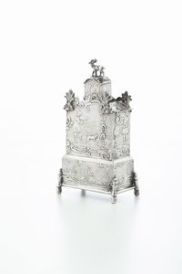 Scatola di foggia architettonica. Germania, Hanau XIX-XX secolo  - Asta Argenti da Collezione | XX secolo - Associazione Nazionale - Case d'Asta italiane