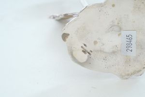 Sale e pepe a forma di fiore di papavero. Argentiere Ilario Pradella, Milano, per Mario Buccellati, Italia XX secolo  - Asta Argenti da Collezione | XX secolo - Associazione Nazionale - Case d'Asta italiane