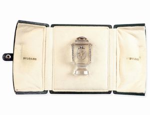 Grande sigillo entro custodia originale. Maison Bulgari Italia XX secolo  - Asta Argenti da Collezione | XX secolo - Associazione Nazionale - Case d'Asta italiane
