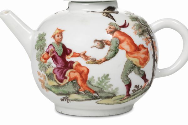 Teiera<BR>Venezia, Manifattura Vezzi, 1725 circa<BR>  - Asta Maioliche, Porcellane e Figure Venete di un Collezionista Veneziano - Associazione Nazionale - Case d'Asta italiane