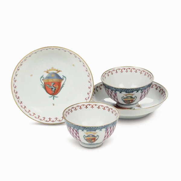 Coppia di tazze con piattino<BR>Nove, Manifattura di Pasquale Antonibon, 1770 circa<BR>  - Asta Maioliche, Porcellane e Figure Venete di un Collezionista Veneziano - Associazione Nazionale - Case d'Asta italiane