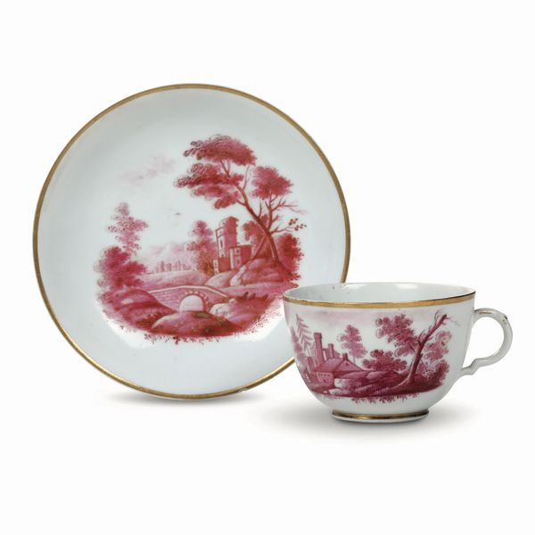 Tazza con piattino a �paesi rossi�<BR>Doccia, Manifattura Ginori, 1790-1800 circa<BR>  - Asta Maioliche, Porcellane e Figure Venete di un Collezionista Veneziano - Associazione Nazionale - Case d'Asta italiane