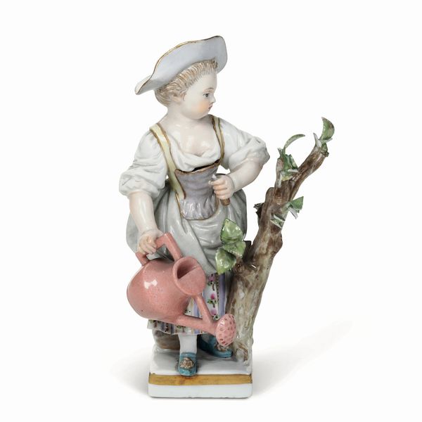 Figurina di bimba giardiniera<BR>Meissen, prima met� del XX secolo  - Asta Maioliche, Porcellane e Figure Venete di un Collezionista Veneziano - Associazione Nazionale - Case d'Asta italiane