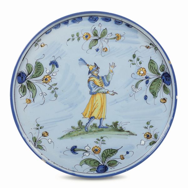 Alzatina<BR>Pavia, prima met� del XVIII secolo<BR>  - Asta Maioliche, Porcellane e Figure Venete di un Collezionista Veneziano - Associazione Nazionale - Case d'Asta italiane