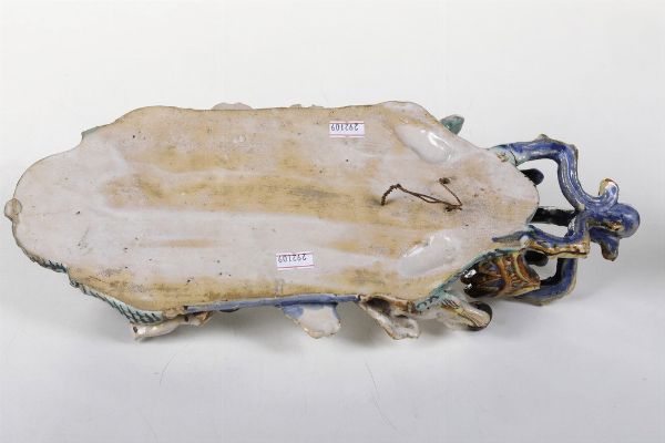 Acquasantiera Napoli o Ischia, fine del XVIII secolo<BR>  - Asta Maioliche, Porcellane e Figure Venete di un Collezionista Veneziano - Associazione Nazionale - Case d'Asta italiane