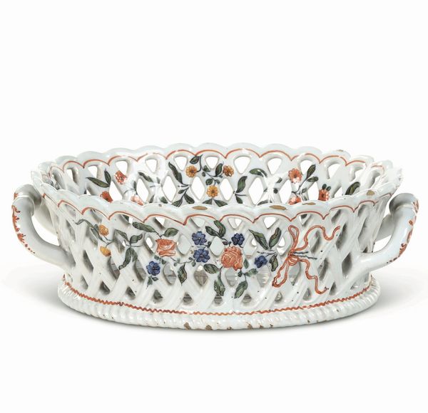 Raro cestino<BR>Nove, Manifattura di Pasquale Antonibon, seconda met� del XVIII secolo  - Asta Maioliche, Porcellane e Figure Venete di un Collezionista Veneziano - Associazione Nazionale - Case d'Asta italiane