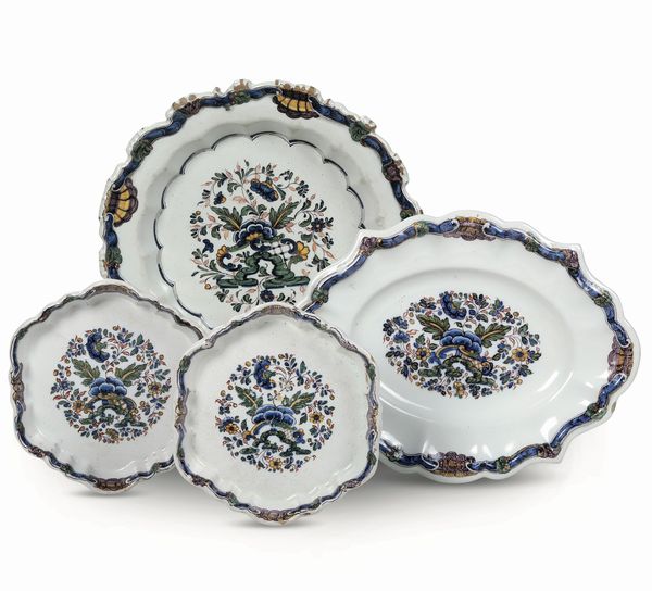 Quattro piatti <BR>Nove, Manifattura Pasquale Antonibon, prima met� del XVIII secolo  - Asta Maioliche, Porcellane e Figure Venete di un Collezionista Veneziano - Associazione Nazionale - Case d'Asta italiane