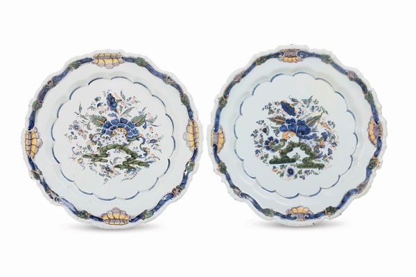 Coppia di grandi piatti<BR>Nove, Manifattura Pasquale Antonibon, prima met� del XVIII secolo<BR>  - Asta Maioliche, Porcellane e Figure Venete di un Collezionista Veneziano - Associazione Nazionale - Case d'Asta italiane