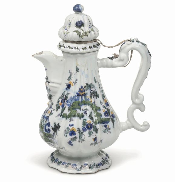 Grande caffettiera<BR>Nove, Manifattura di Pasquale Antonibon, 1740-1770  - Asta Maioliche, Porcellane e Figure Venete di un Collezionista Veneziano - Associazione Nazionale - Case d'Asta italiane