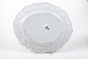 Piatto ovale<BR>Treviso, manifattura Fiera di Rossi-Ruberti, 1770- 1778<BR>  - Asta Maioliche, Porcellane e Figure Venete di un Collezionista Veneziano - Associazione Nazionale - Case d'Asta italiane