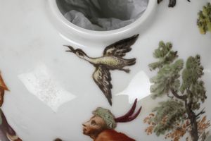 Teiera<BR>Venezia, Manifattura Vezzi, 1725 circa<BR>  - Asta Maioliche, Porcellane e Figure Venete di un Collezionista Veneziano - Associazione Nazionale - Case d'Asta italiane