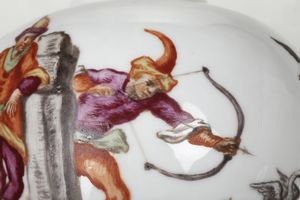 Teiera<BR>Venezia, Manifattura Vezzi, 1725 circa<BR>  - Asta Maioliche, Porcellane e Figure Venete di un Collezionista Veneziano - Associazione Nazionale - Case d'Asta italiane