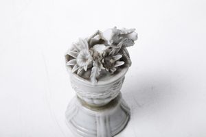 Quattro bustini e cinque vasetti su colonne<BR>Nove, Manifattura Antonibon, 1770-1780 circa<BR>  - Asta Maioliche, Porcellane e Figure Venete di un Collezionista Veneziano - Associazione Nazionale - Case d'Asta italiane