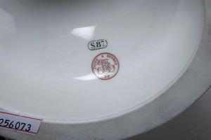 Busto del Generale Hoche<BR>S�vres, 1887-1899<BR>  - Asta Maioliche, Porcellane e Figure Venete di un Collezionista Veneziano - Associazione Nazionale - Case d'Asta italiane