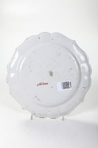 Piatto<BR>Milano, Fabbrica di Felice e Giuseppe Maria Clerici, 1770-1788<BR>  - Asta Maioliche, Porcellane e Figure Venete di un Collezionista Veneziano - Associazione Nazionale - Case d'Asta italiane