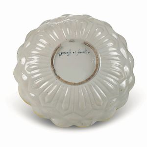 Coppa<BR>Urbino, seconda met� del XVI secolo  - Asta Maioliche, Porcellane e Figure Venete di un Collezionista Veneziano - Associazione Nazionale - Case d'Asta italiane