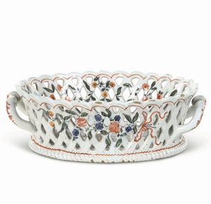 Raro cestino<BR>Nove, Manifattura di Pasquale Antonibon, seconda met� del XVIII secolo  - Asta Maioliche, Porcellane e Figure Venete di un Collezionista Veneziano - Associazione Nazionale - Case d'Asta italiane