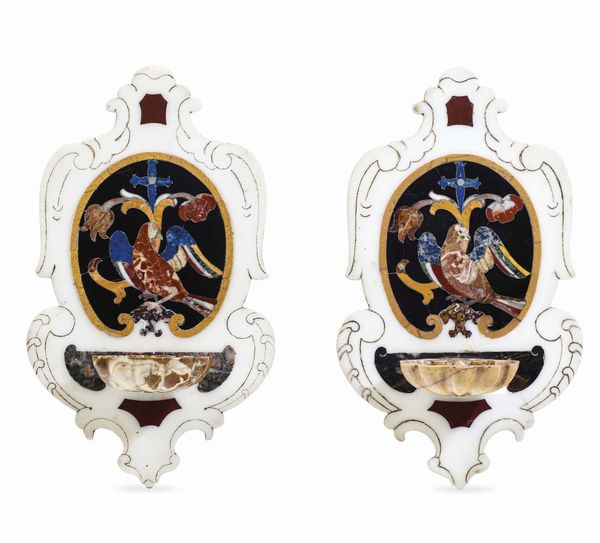 Coppia di acquasantiere. Firenze, botteghe Granducali. XVIII secolo  - Asta Scultura e Oggetti d'Arte - Associazione Nazionale - Case d'Asta italiane