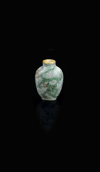 SNUFF BOTTLE : Snuff bottle in porcellana Famiglia Rosa  - Asta Arte orientale - Associazione Nazionale - Case d'Asta italiane